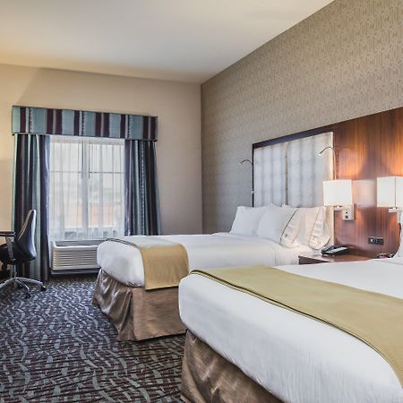 Holiday Inn Express & Suites Eureka By Ihg Dış mekan fotoğraf