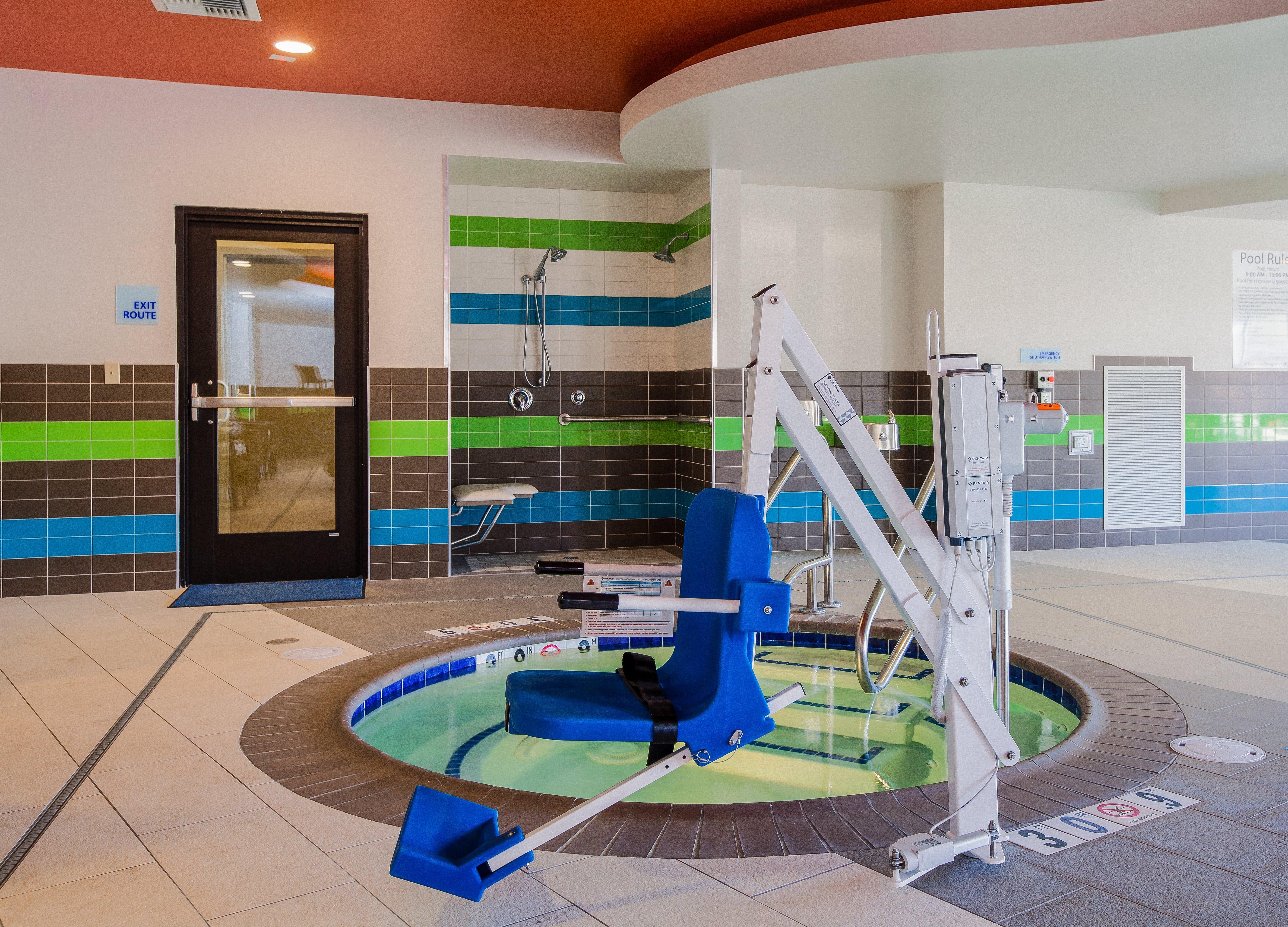 Holiday Inn Express & Suites Eureka By Ihg Dış mekan fotoğraf