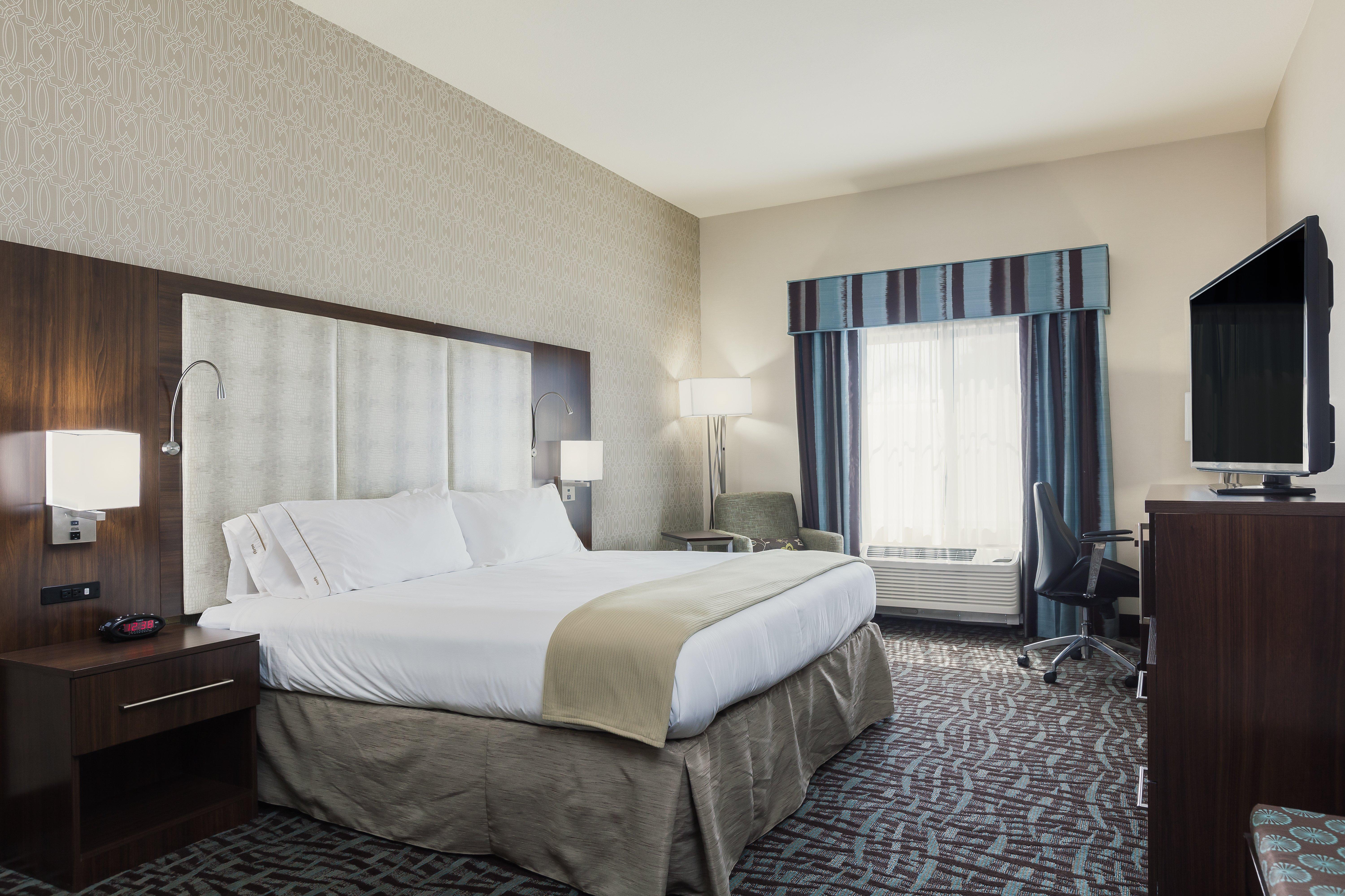 Holiday Inn Express & Suites Eureka By Ihg Dış mekan fotoğraf