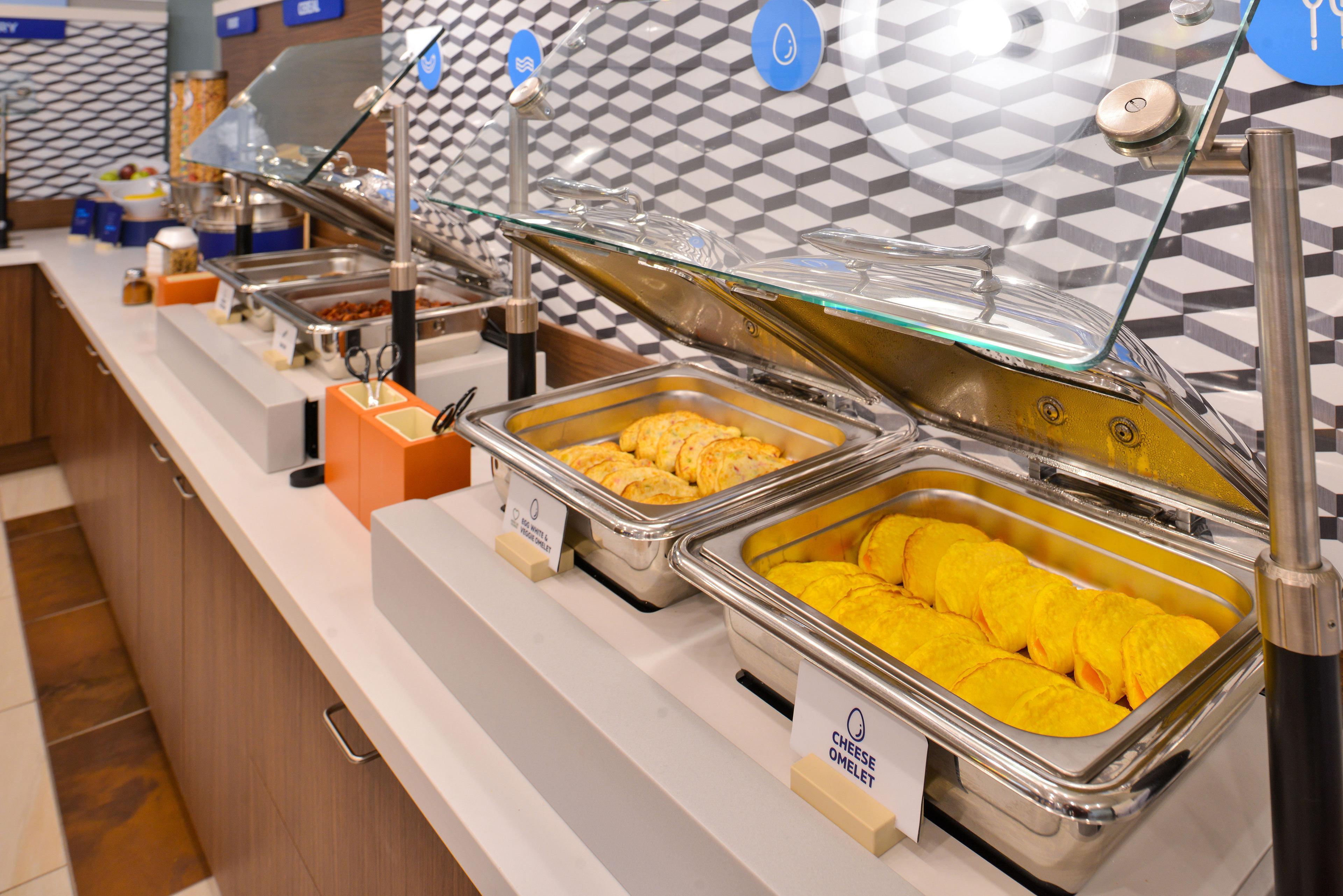 Holiday Inn Express & Suites Eureka By Ihg Dış mekan fotoğraf